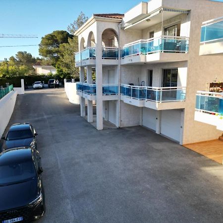 La Musardiere Port Santa-Lucia Bagian luar foto
